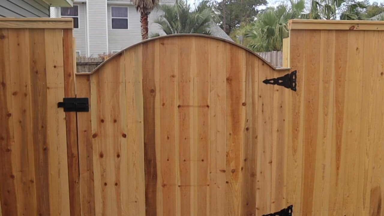 No Sag Arched Gate