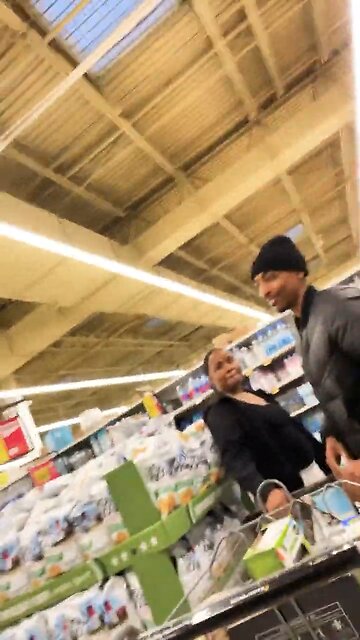 $100 Vs 1 Bitcoin | Battle Of The Currencies