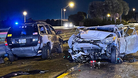 Omg 😳 This Idiots Cause car Crash ^^**^ stop drink and drive **
