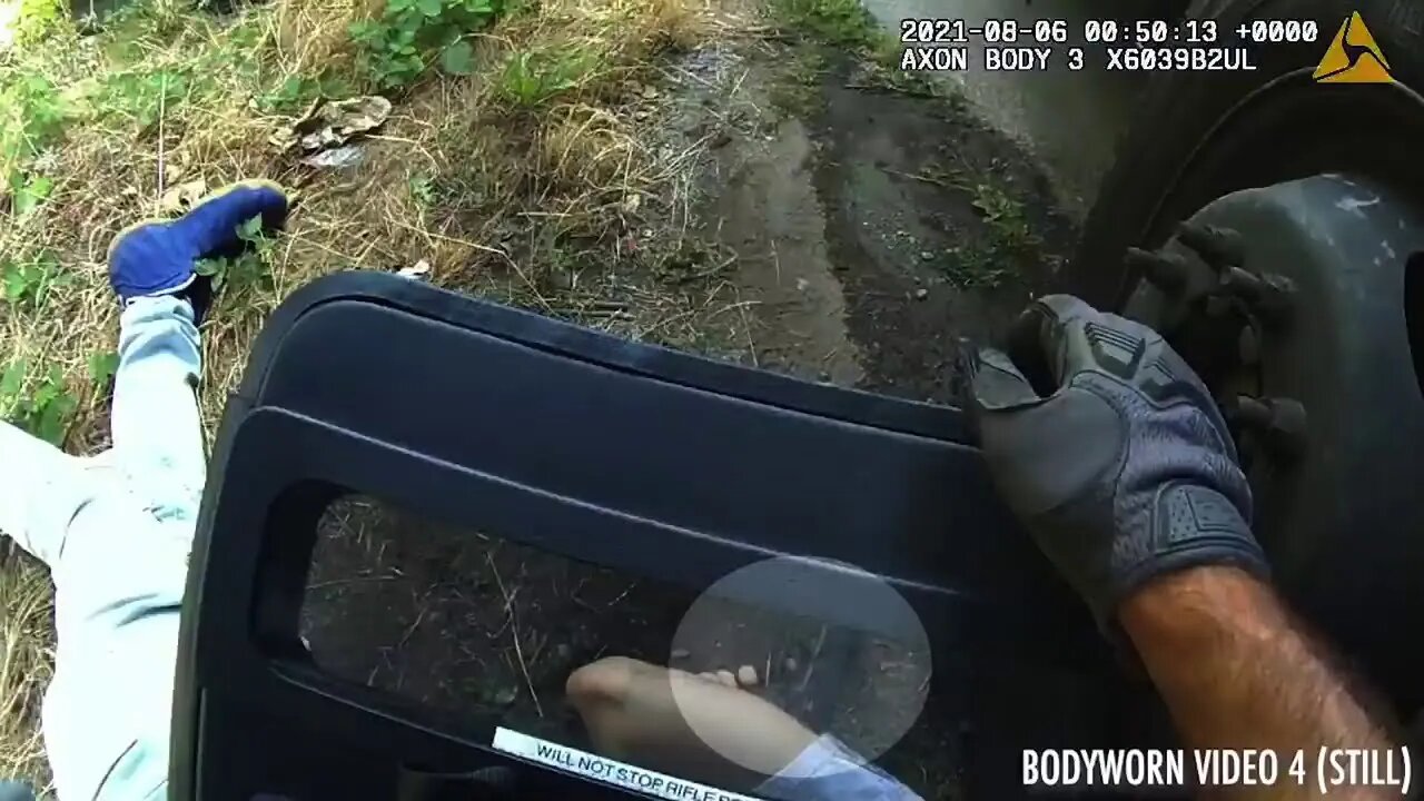 Seattle police release body-camera footage of fatal shooting of a wanted homicide suspect