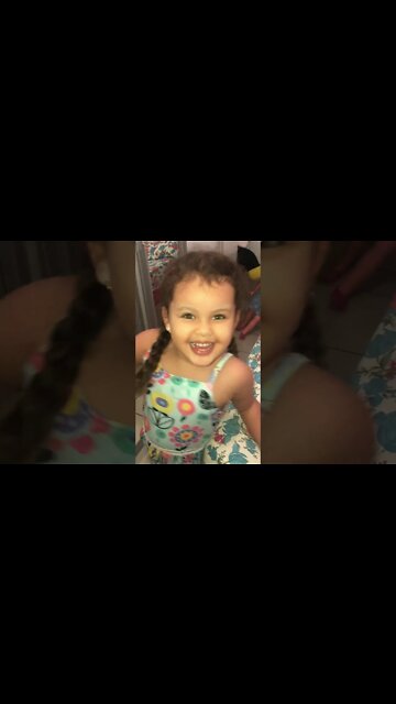 GANHEI MAIS UM VESTIDO NOVO , E AGORA ??? - #shorts #linda #bebe