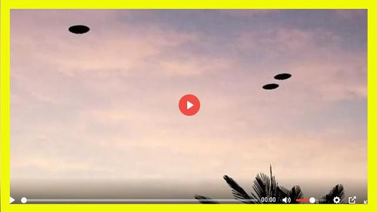 UFO'S SEEN OVER SOUTH FLORIDA TODAY BEING FOLLOWED BY MILITARY ATTACK HELICOPTERS...