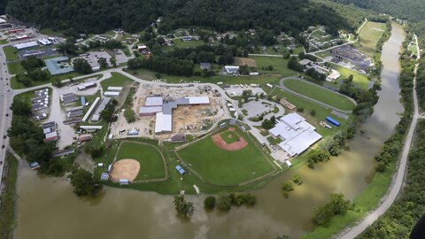 Flooded Kentucky Area Now Hit With Rain As Air Crews Continue Search