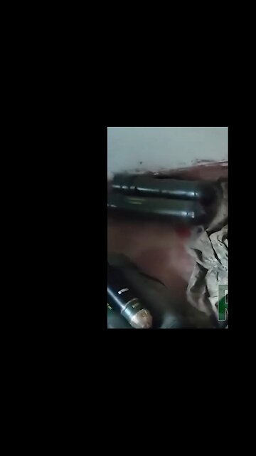 Ukrainians soldiers are leaving their positions & hideouts. Russians find weapons donated by the USA