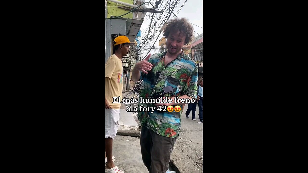 Luisito Comunica en la 42