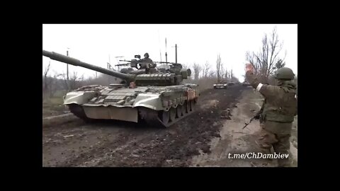 Russian Armor Advancing In The Popasna Area