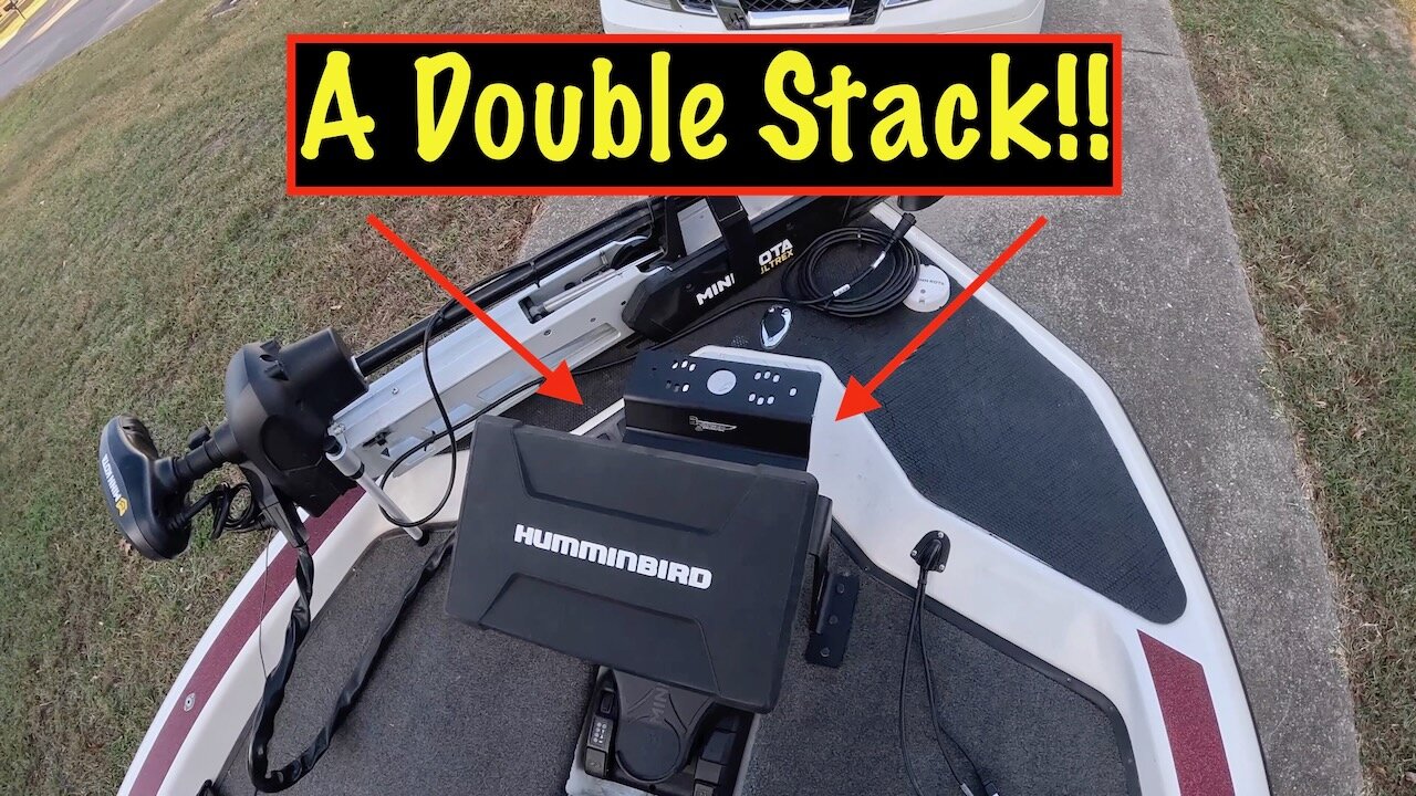 Awesome Duel Mount For Front Graphs!! #fishfinder #bassboat #forwardfacingsonar