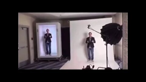 HOLOGRAM PORTAL | Lying Wonders In Real Time.