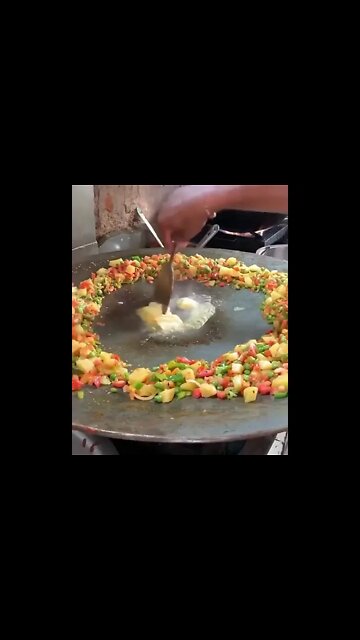 Arabic Street Food Rice! #UpFoodReview #ytshorts #shorts #Food #Streetfood