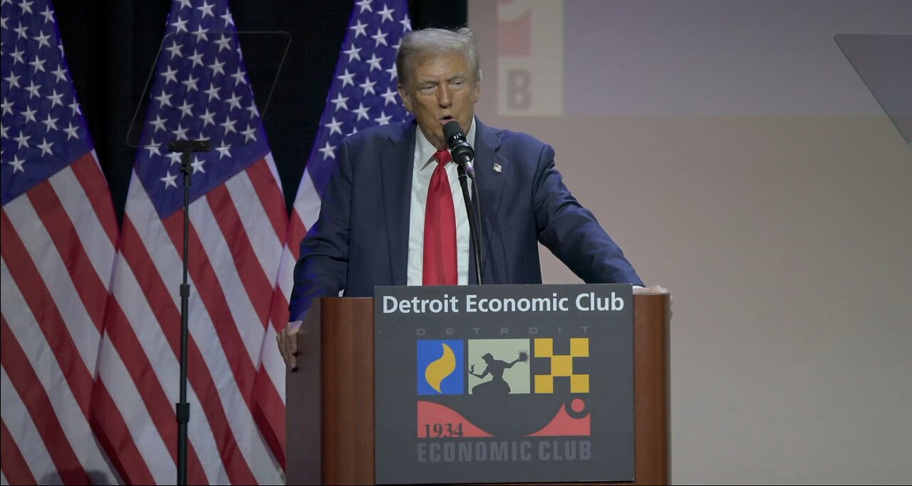 “Our whole country will end up being like Detroit if she’s your president” Trump says in Detroit