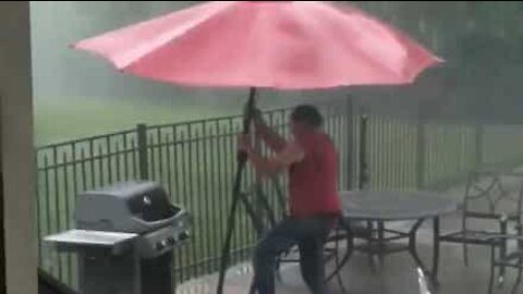 Hors de question d'abandonner son barbecue!
