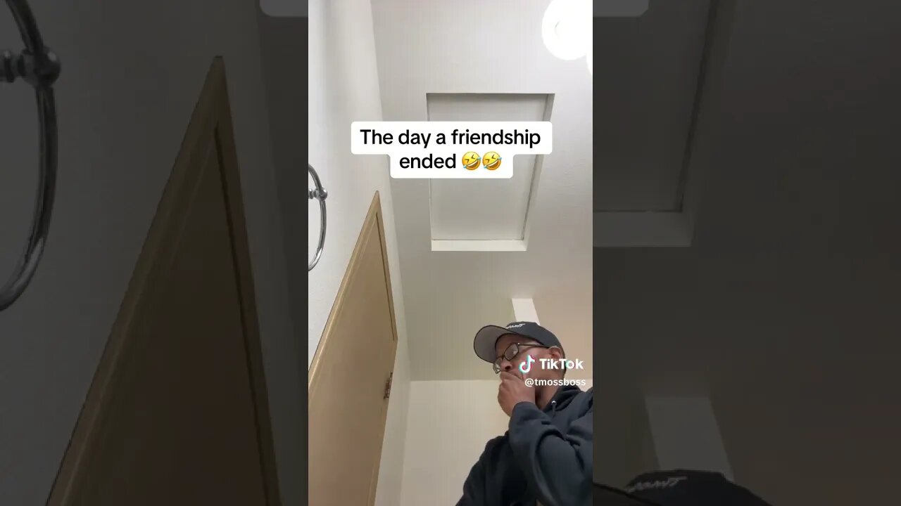 WHEN THE FRIENDSHIP GOTTA END! 😂😂😂