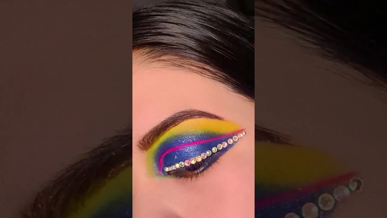 Eye Makeup Art Tutorial #shorts #trending #viral #eyemakeup #grwm #shortsvideo #fyp