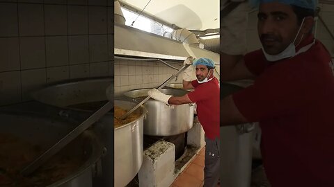 Kitchen: Dinner preparation for Hujjaj | Mina Camp | MashAllah | #mina #hajj2023 #kitchen #dinner