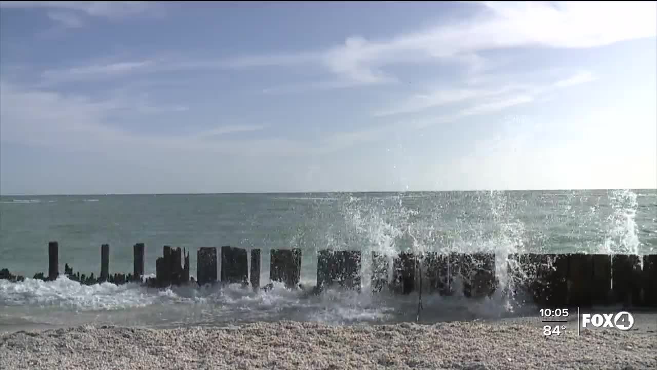 Most people on Sanibel Island waiting out the storm; others leaving town