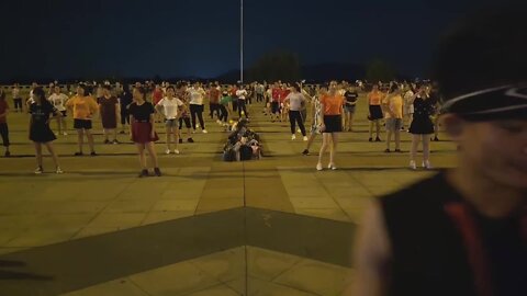 舞蹈《达令我爱你》，舞姿优美，简单好看，跳走烦恼和忧愁~【順能炫舞團】