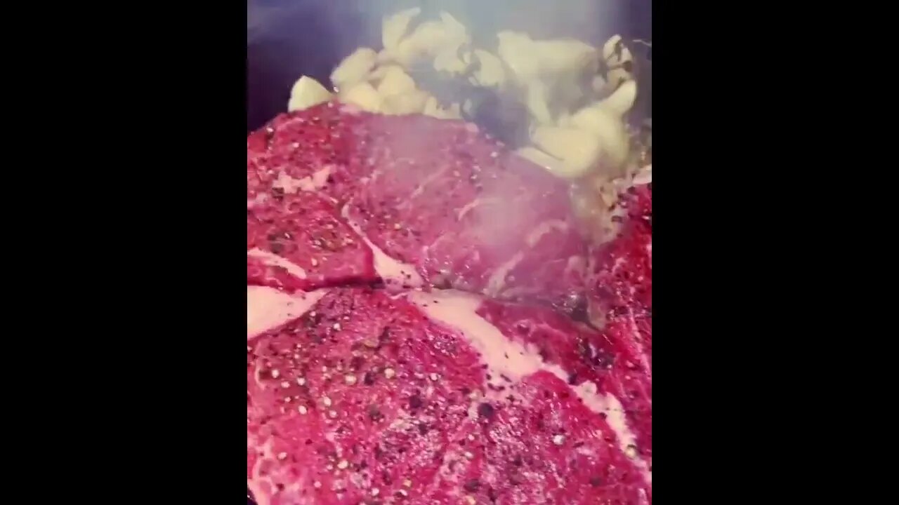 Garlic thyme ribeyes | @calob887 on IG 💲🥩 #shorts