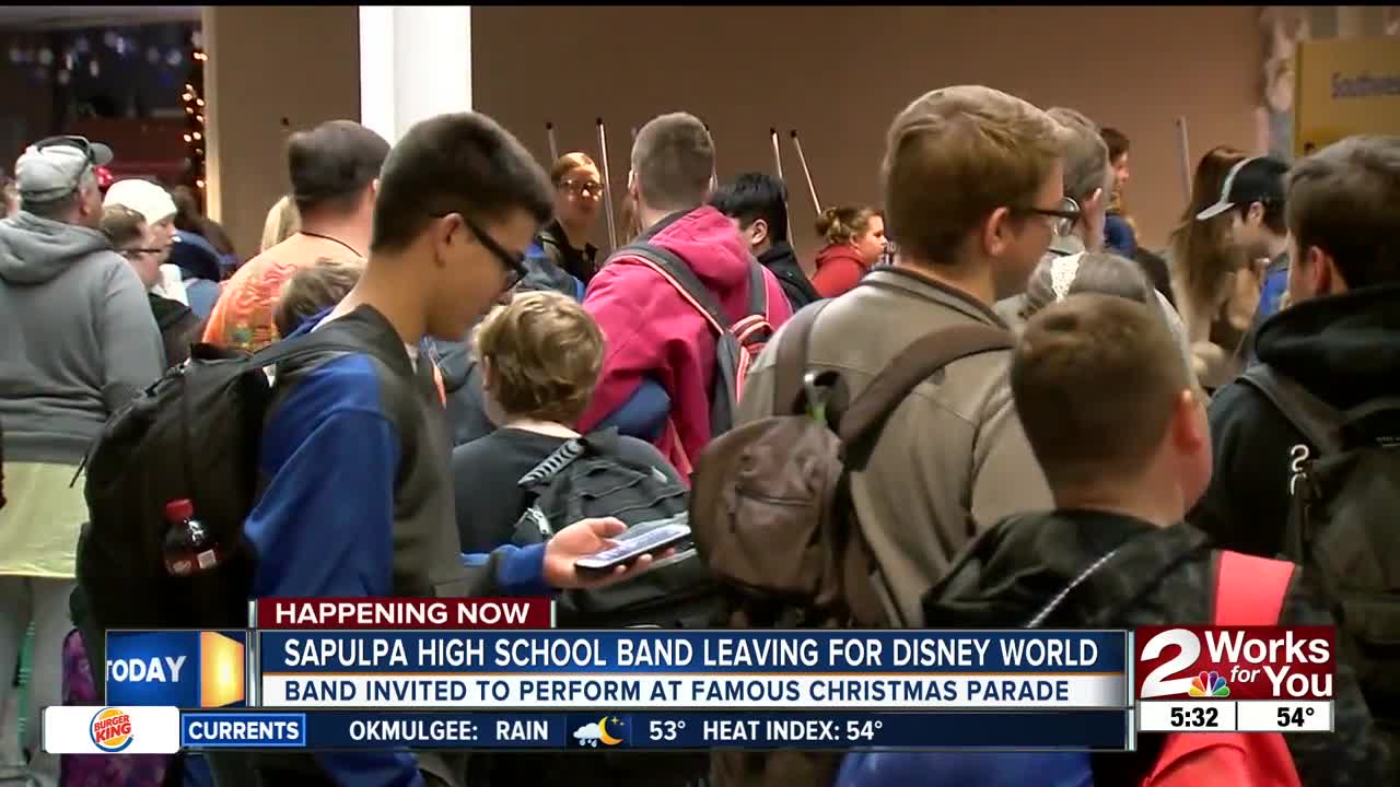 Sapulpa High School Band leaving for Disney World