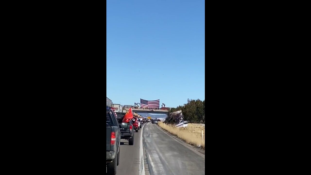 The trucks convoy in the way to DC 2022