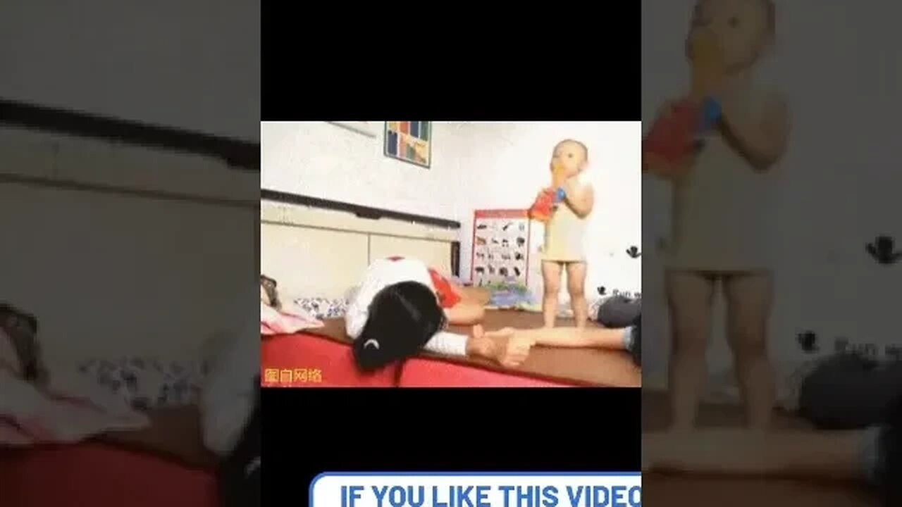 Funny Baby Playing Baby Outdoor Videos #funnybaby #5-minutefails #funnyvideos