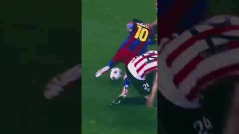 Lionel Messi is just too good. #shorts #messi #dribbling