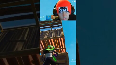 DOES THIS KID HAS AIMBOT ON FORTNITE? #shorts #viral