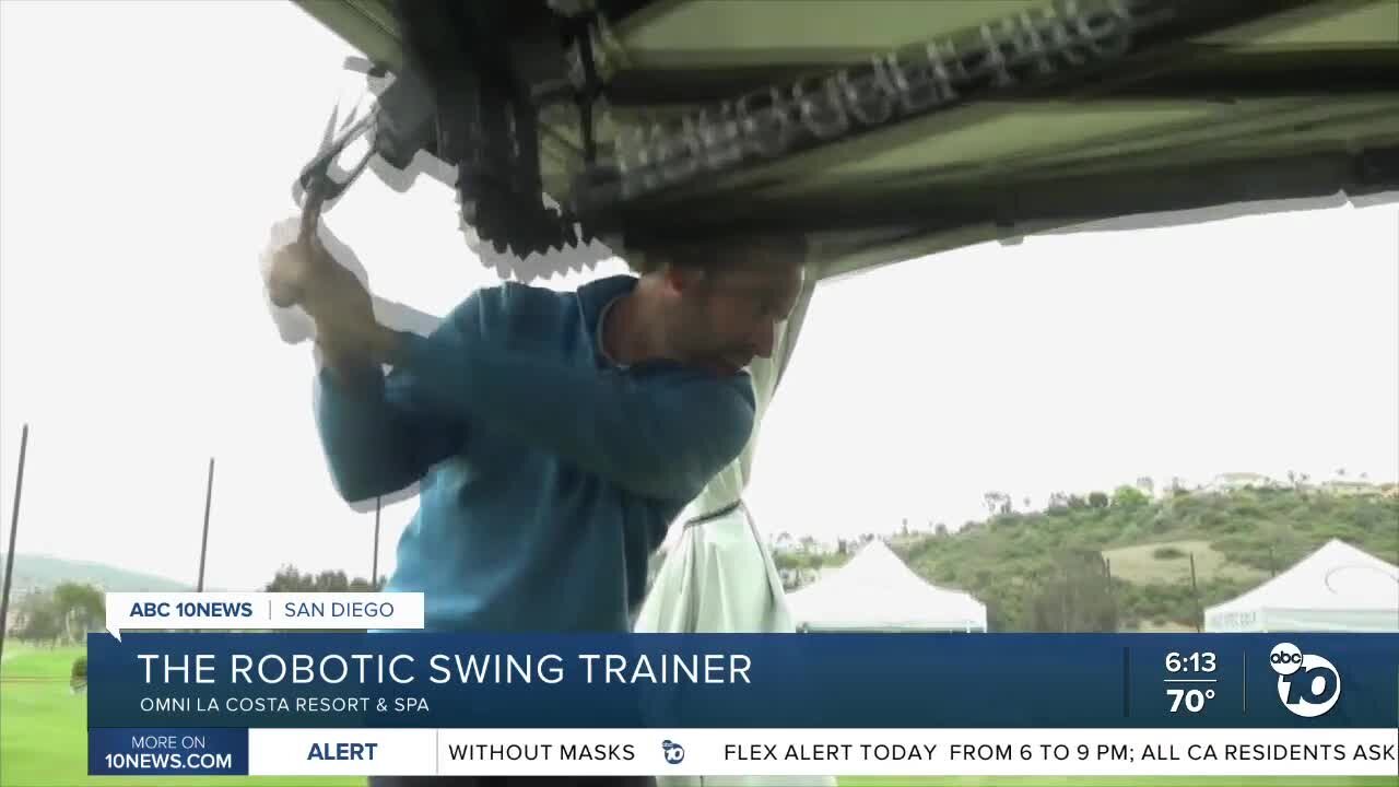 Robogolf swing trainer