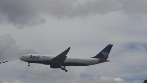 Airbus A330 PR-AIW na aproximação final antes de pousar em Manaus vindo de Campinas 21022021