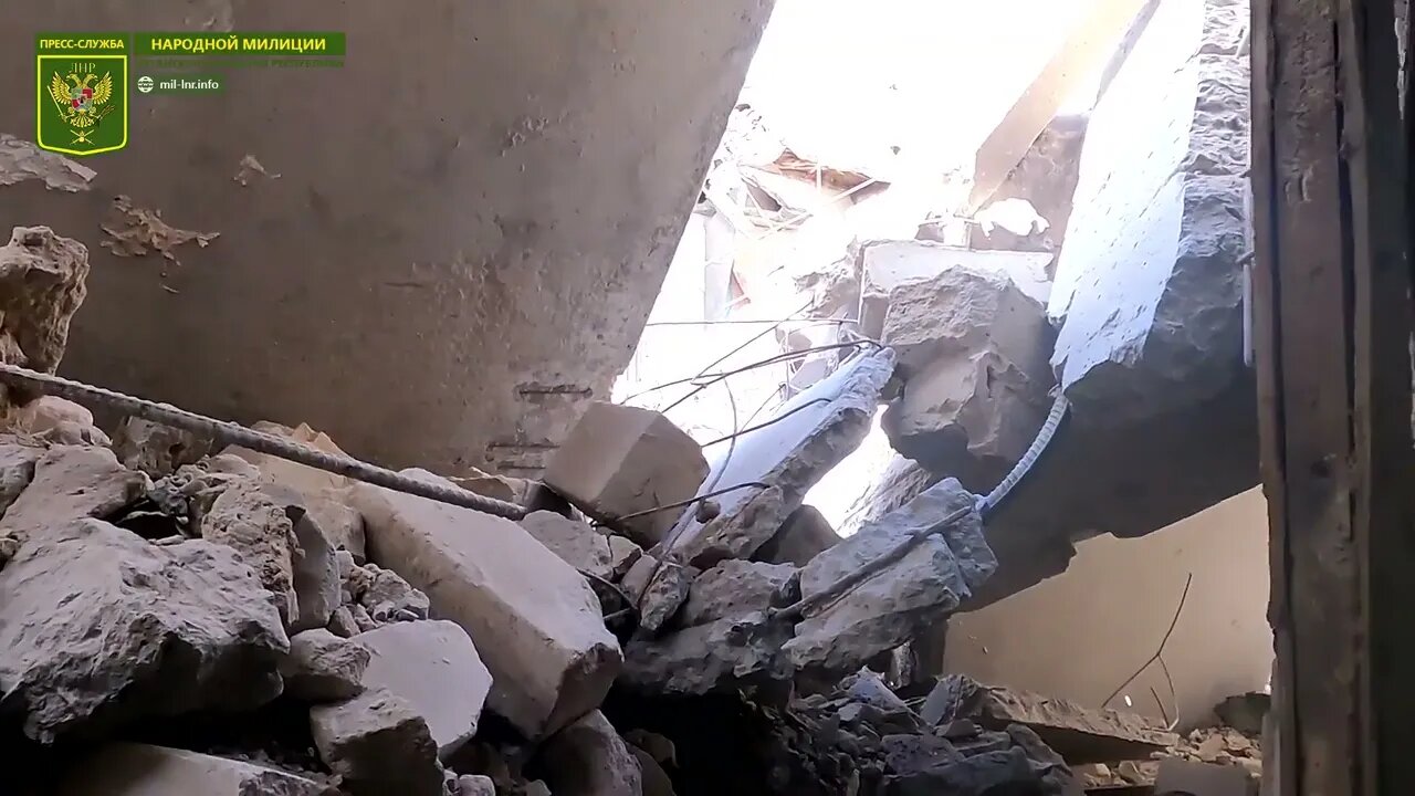 Novoaydar is under attack by American missiles A civilian was killed