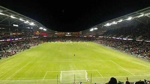 American Outlaws chanting "Everybody"