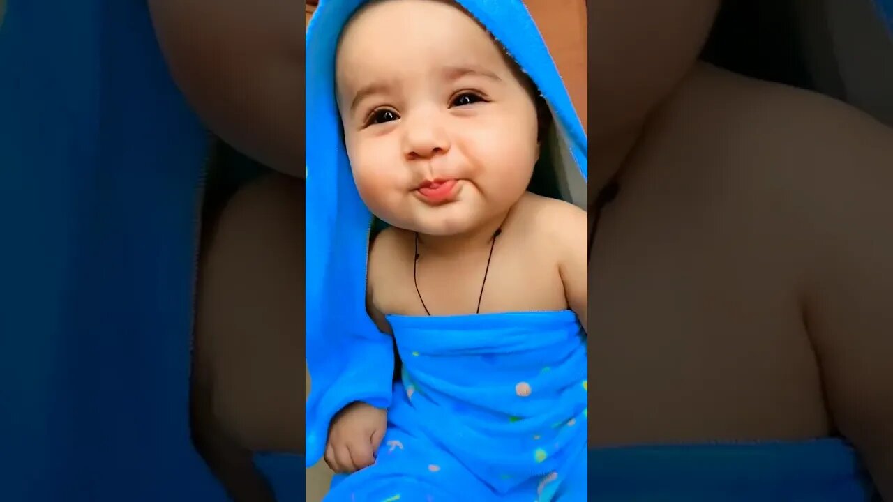 හුරතලයයි දඟකාරයි 🤗 #beautiful #baby #youtubeshorts #cutebaby #babyshorts