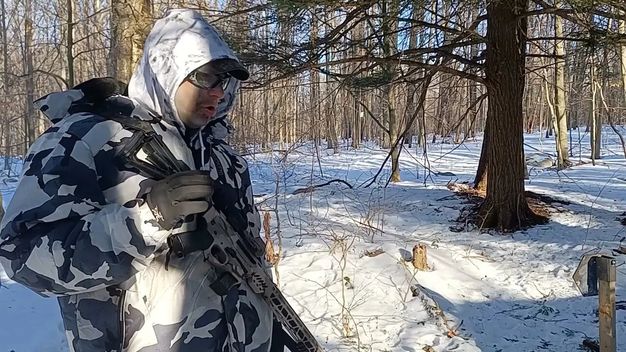 Snow Woods Camouflage ♤ Find Me before I Find You