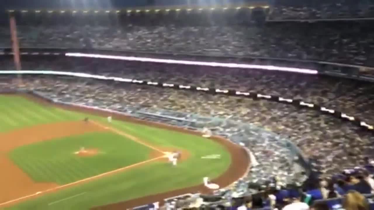 CNN: Earthquake Felt at Dodgers Game