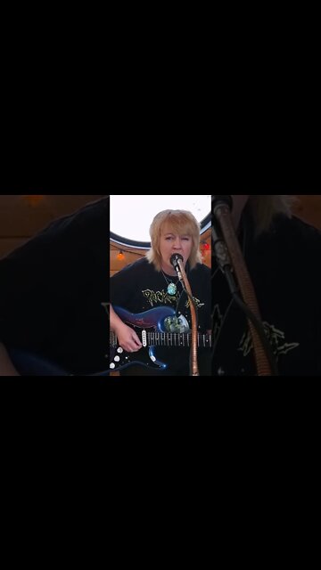 Crying- Cari Dell cover of Roy Orbinson