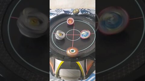 o inesperado aconteceu no final #beyblade #batalhadebeyblade #beybladeburst