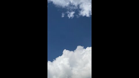 Cloudy sky☁️