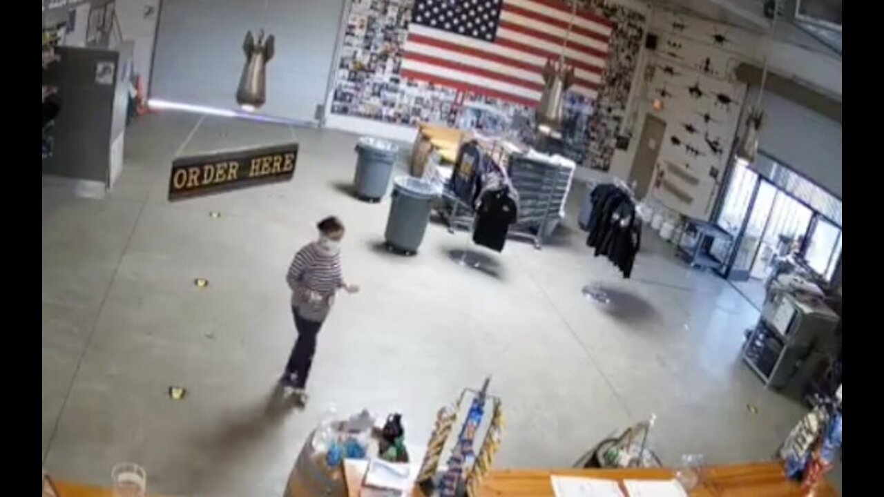 Health Inspector Does 'Happy Dance' After Shutting Down a Man's Business