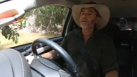 CAPE YORK MADNESS Which 4WD FLOATED ROOF DEEP RIVER CROSSING Old Telegraph Track in detail 2