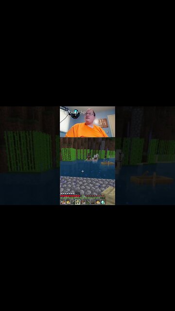 When the trader takes over your boat #shorts #minecraft