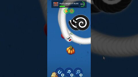 Ate that skunk worm right up wormzone #shorts #womate #snakegames [best kills.]