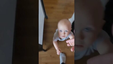 My Friend's kid first steps!! #baby #babyfirststeps
