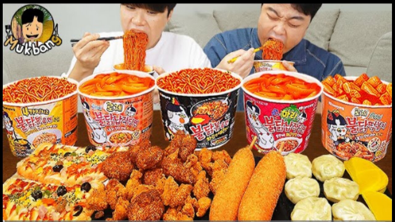 ASMR MUKBANG convenience store store, FIRE Noodle, HOT DOG, GIMBAP, Tteokbokki EATING SOUND !