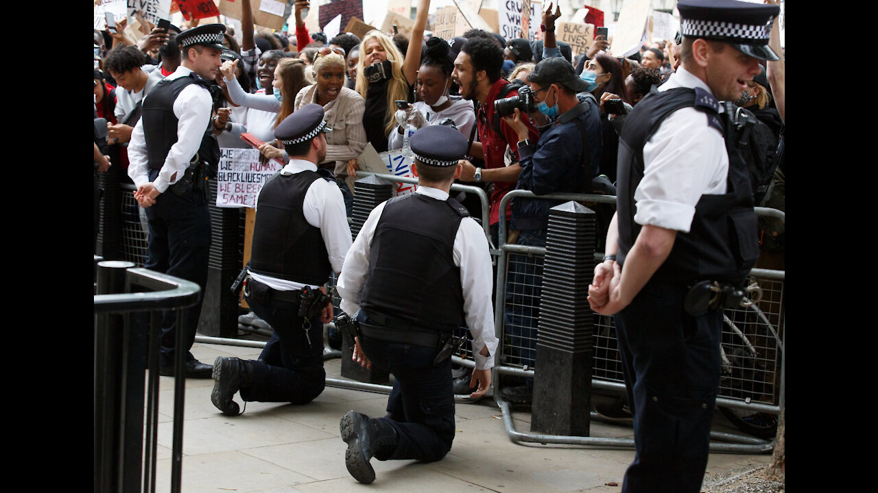 Police and the illusion of solidarity.