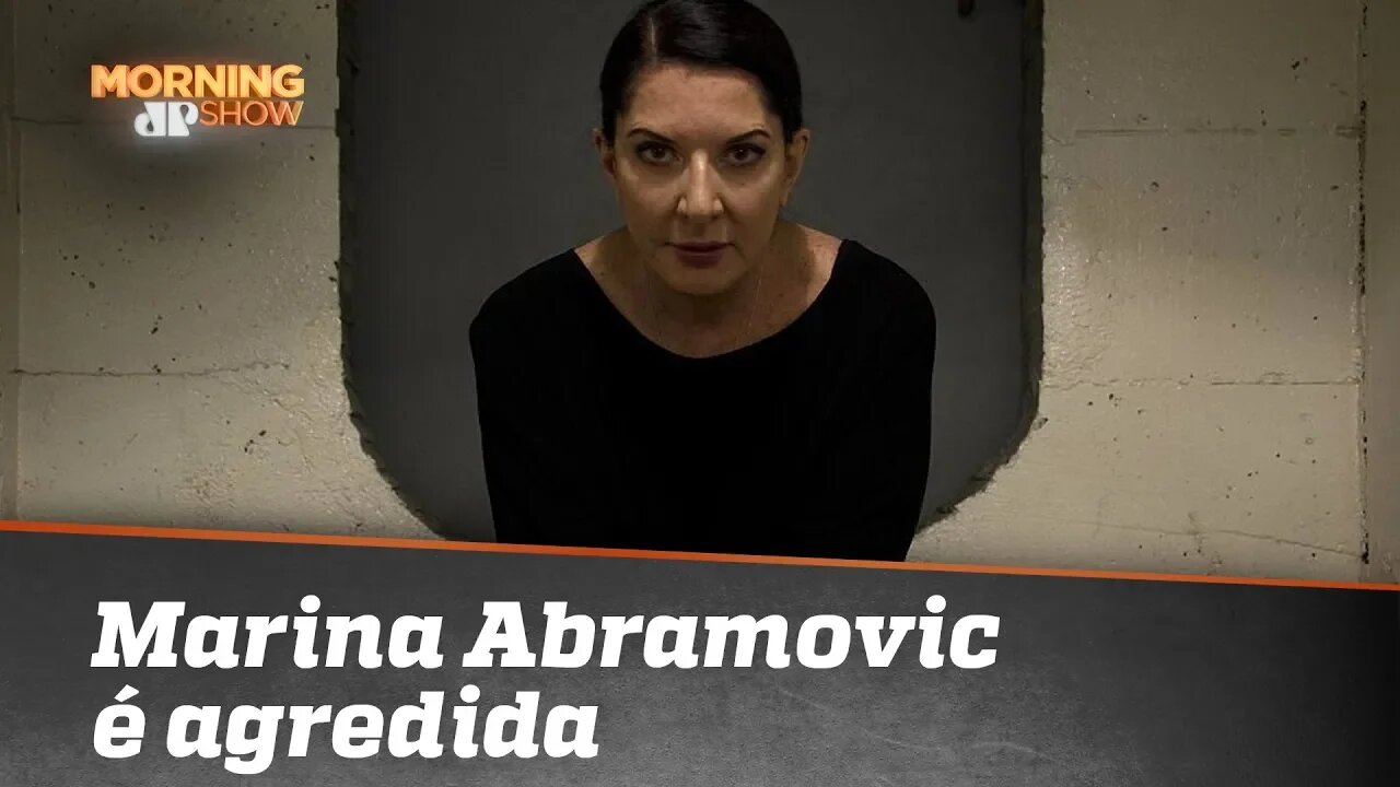 Marina Abramovic é agredida com tela em Florença; entenda