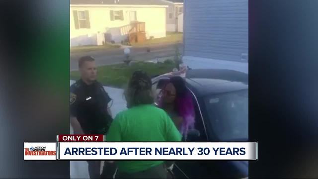 Man arrested in bed on 1989 car theft warrant while daughter broadcast it on Facebook