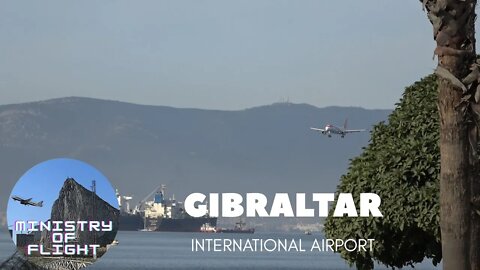 easyJet Manchester Flight Lands at Gibraltar & Departs from Same End of Runway G-EZOM