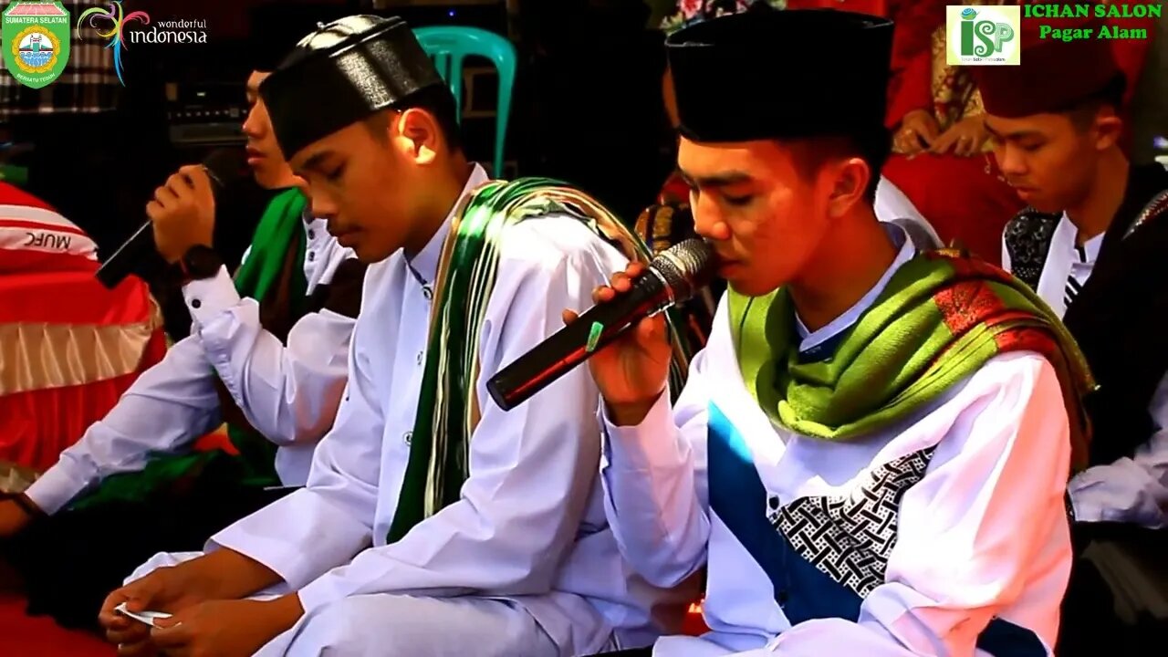 PENAMPILAN SHOLAWATAN SISWA PONPES IZZUL QUR'AN DI ACARA HAJATAN PERNIKAHAN KIKI & RIO NENDAGUNG