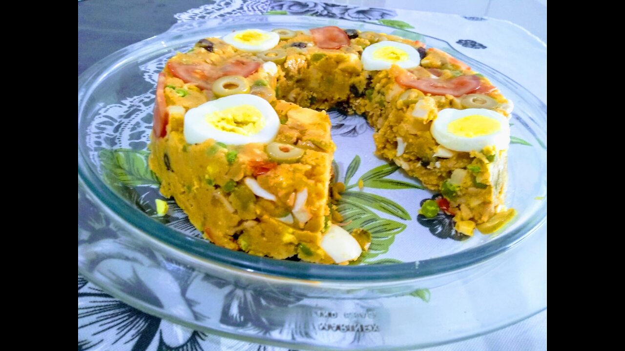CHICKEN COUSCOUS
