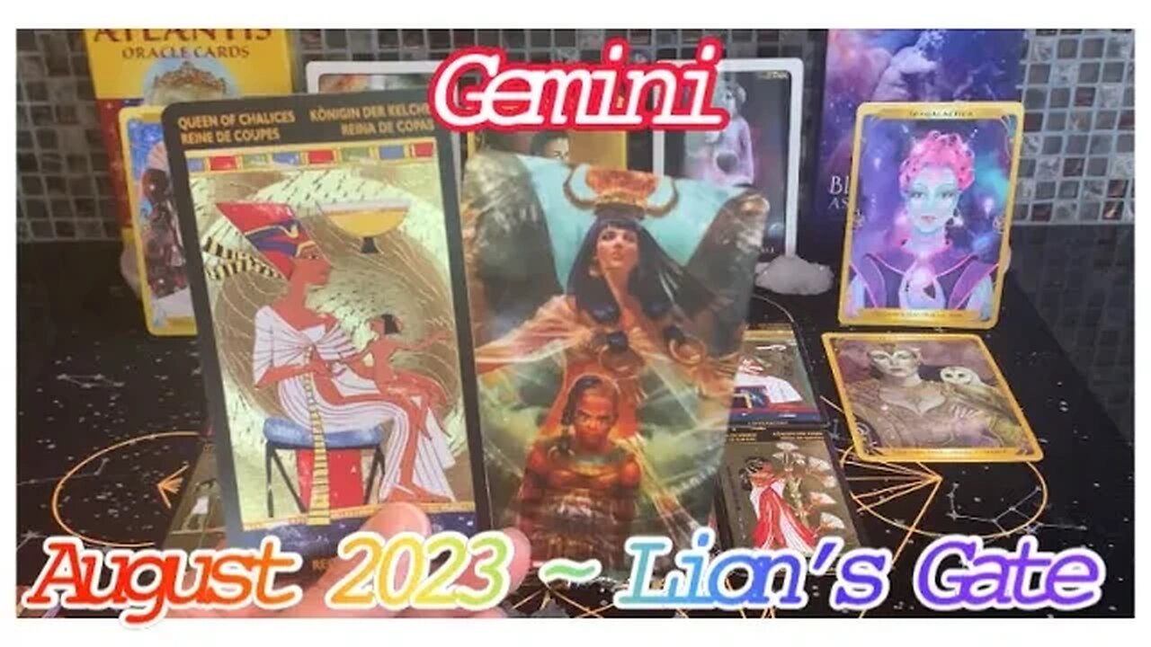 Gemini ~ You’re Re-inventing Yourself! 🪄~Lion’s Gate Portal, August 2023 Tarot & Oracle Reading.