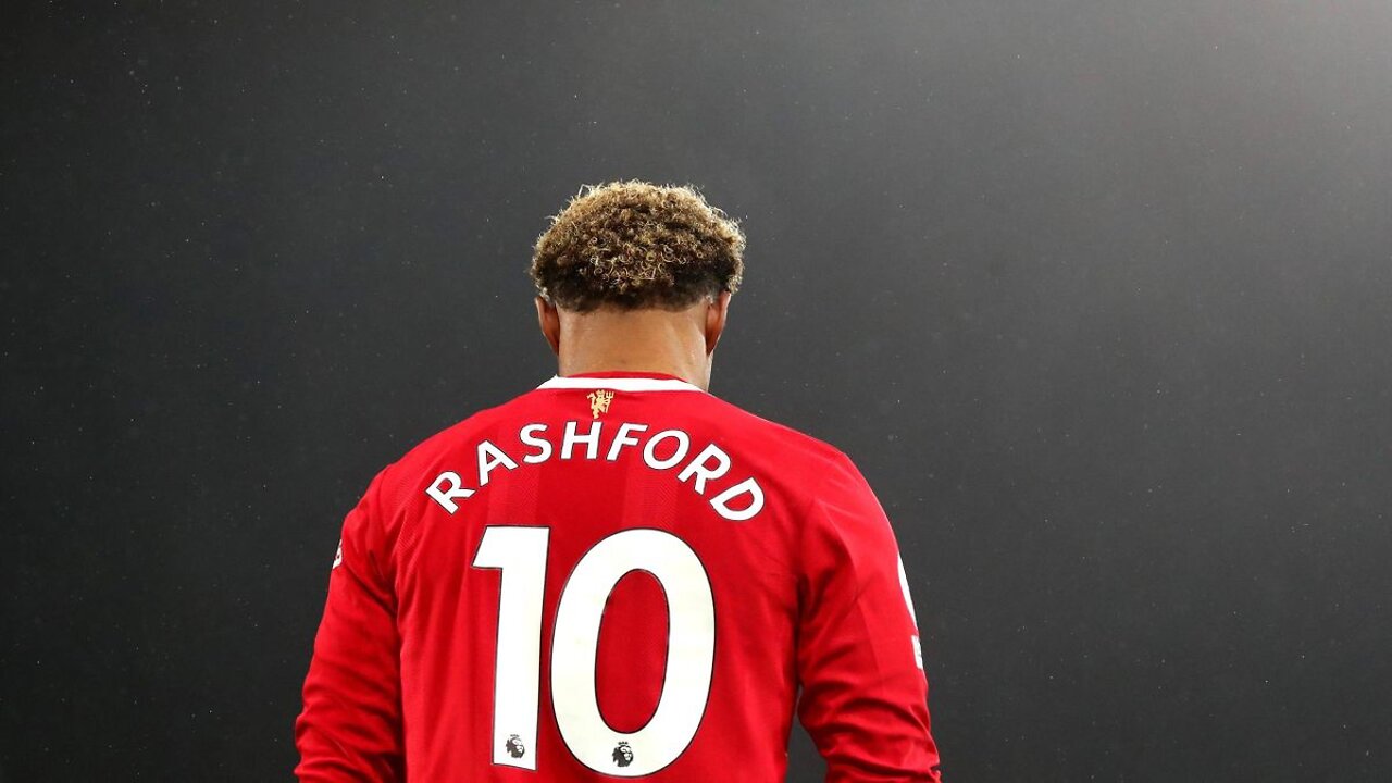 Manchester United Sucks.